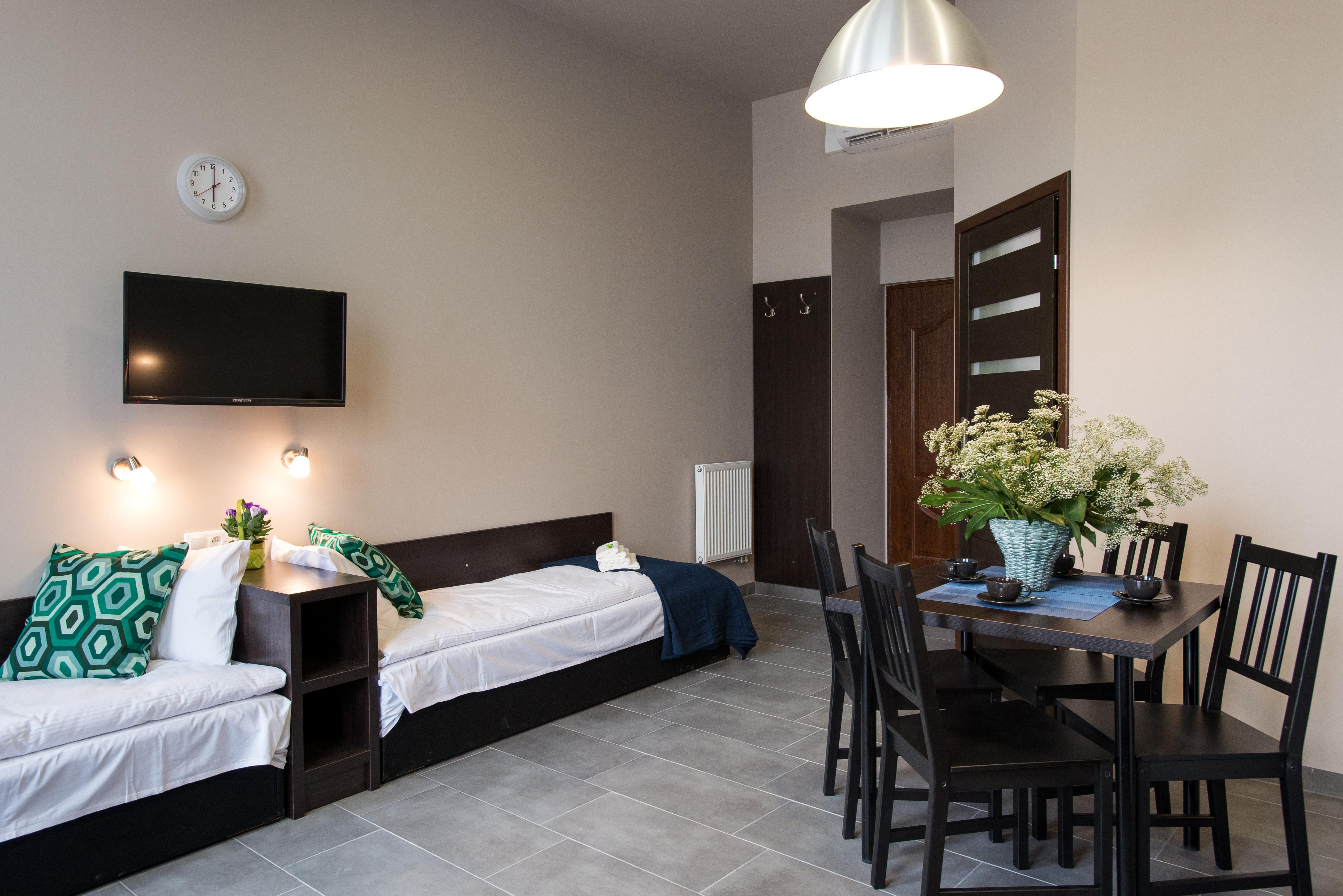 Hotel apartamentowy Happy Tower